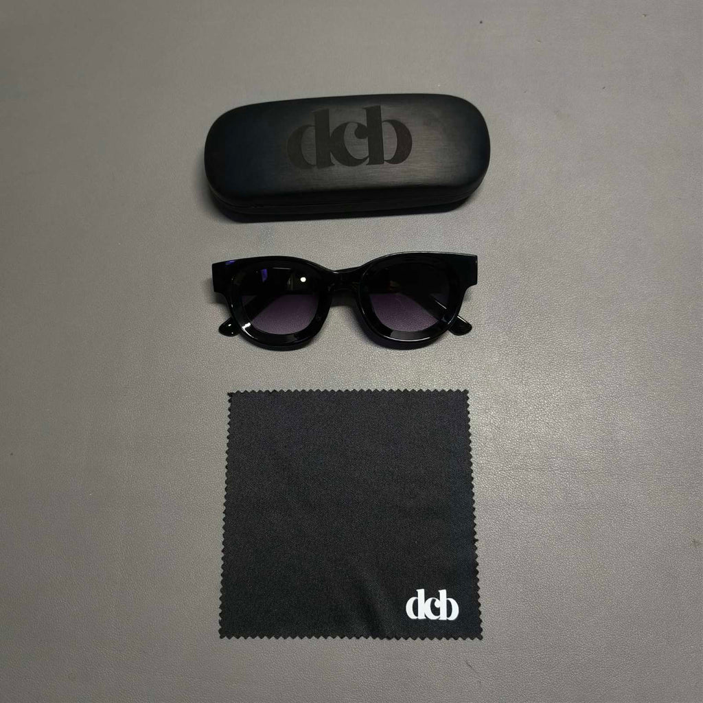 DCB RETRO ROUND VINTAGE SUNGLASSES