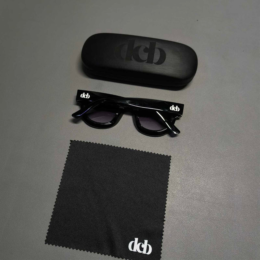 DCB RETRO ROUND VINTAGE SUNGLASSES