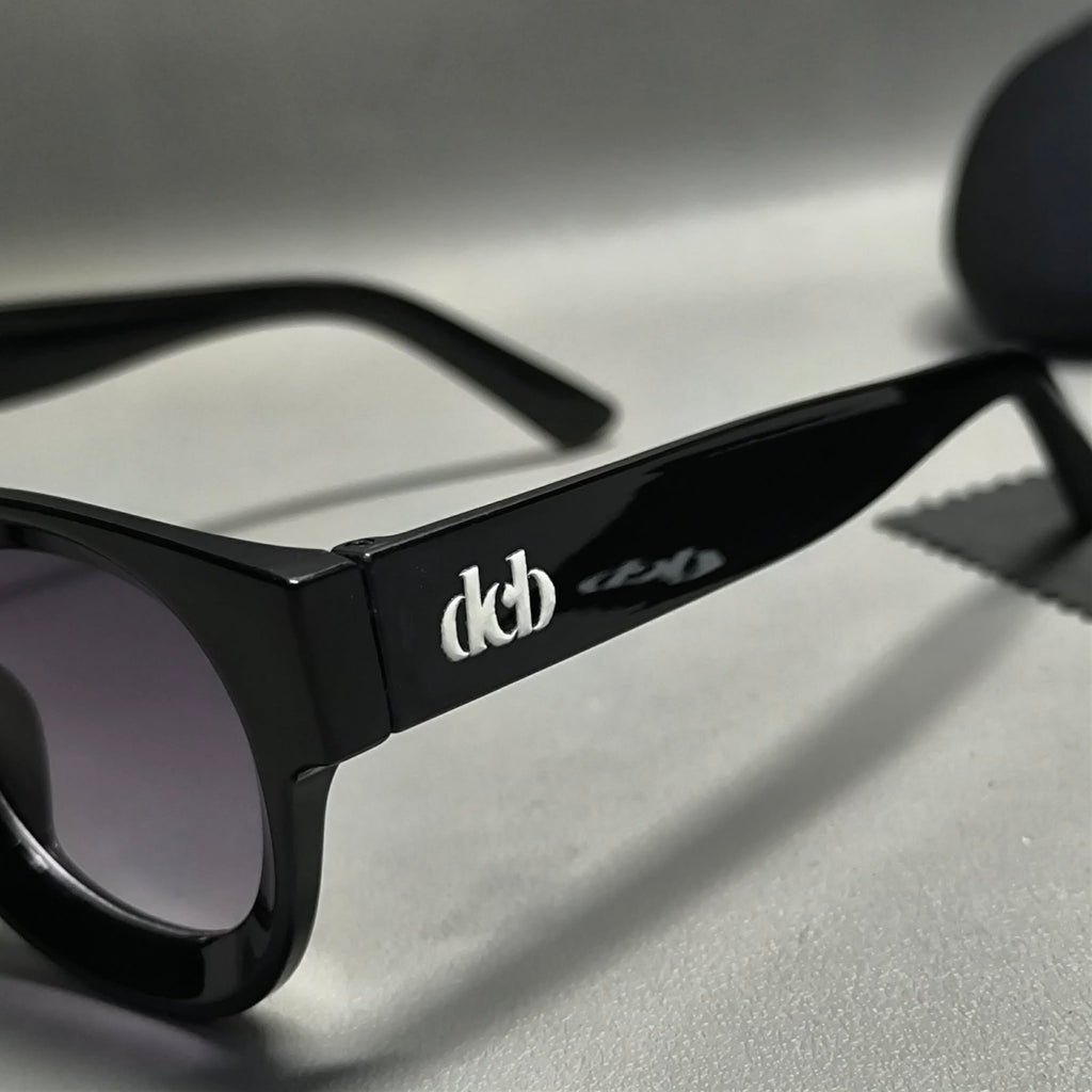 DCB RETRO ROUND VINTAGE SUNGLASSES